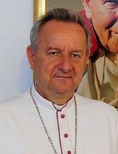 Ks. Bp Jan Ozga